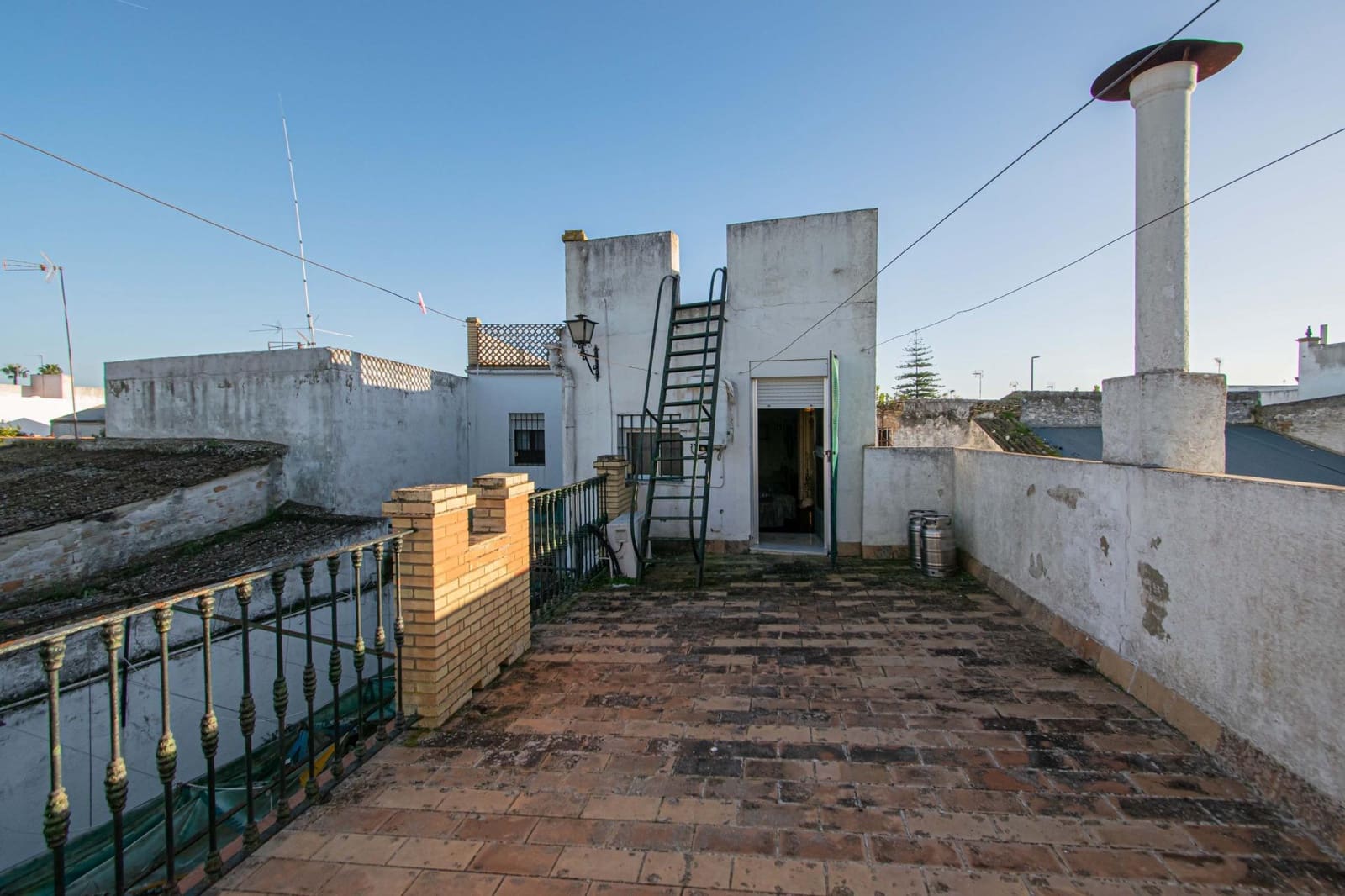 4 soveværelse Byhus til salg i Espartinas - € 299.000 (Ref: 9648234)