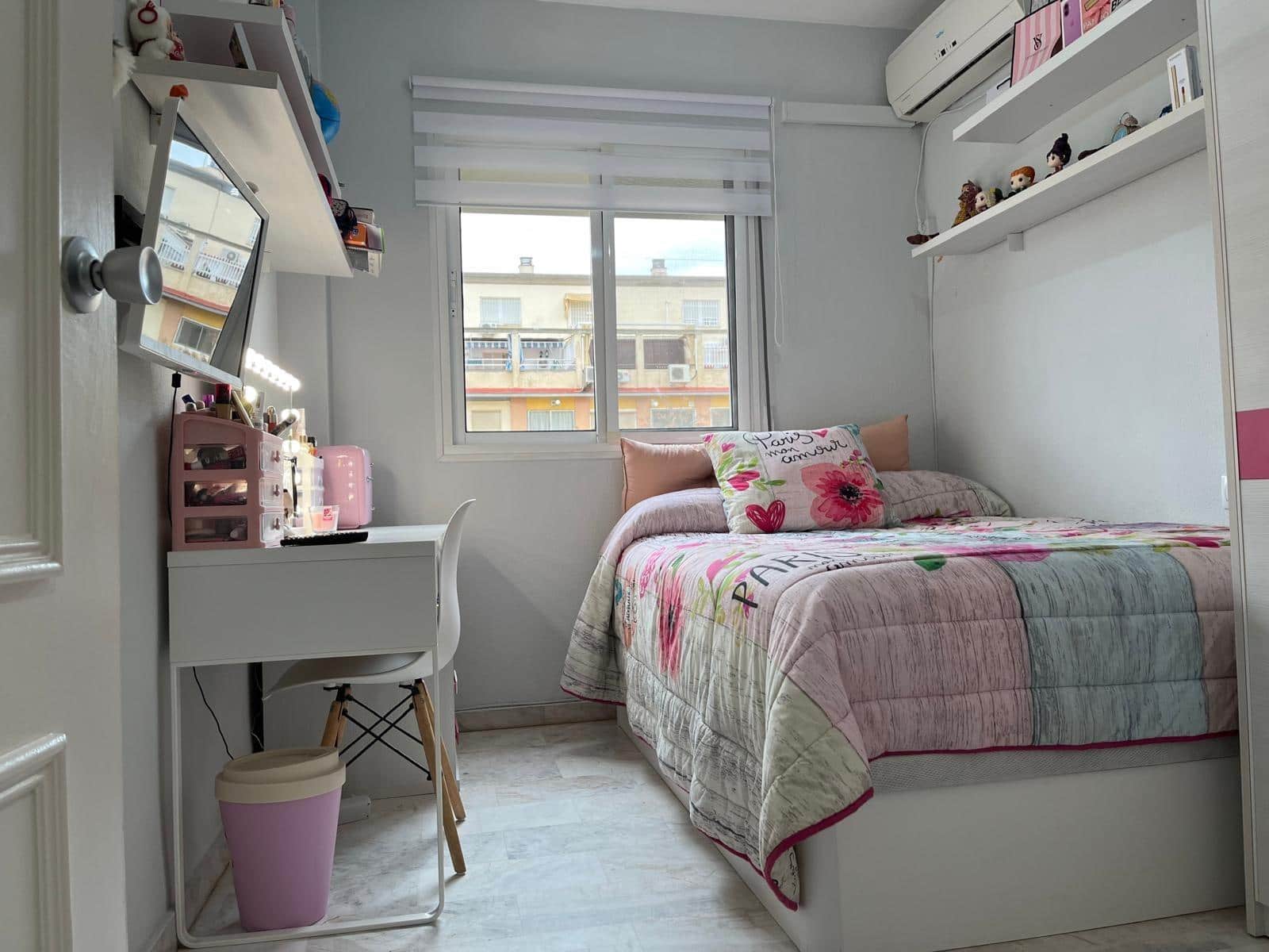 2 slaapkamer Flat te koop in Sevilla stad met garage - € 206.000 (Ref: 9652086)