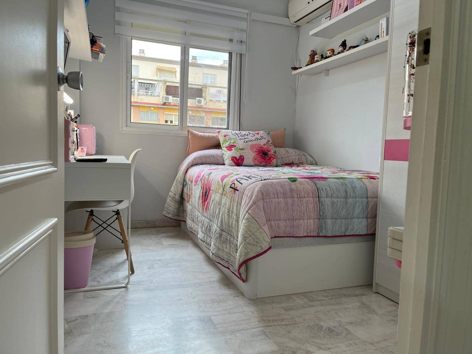 2 slaapkamer Flat te koop in Sevilla stad met garage - € 206.000 (Ref: 9652086)