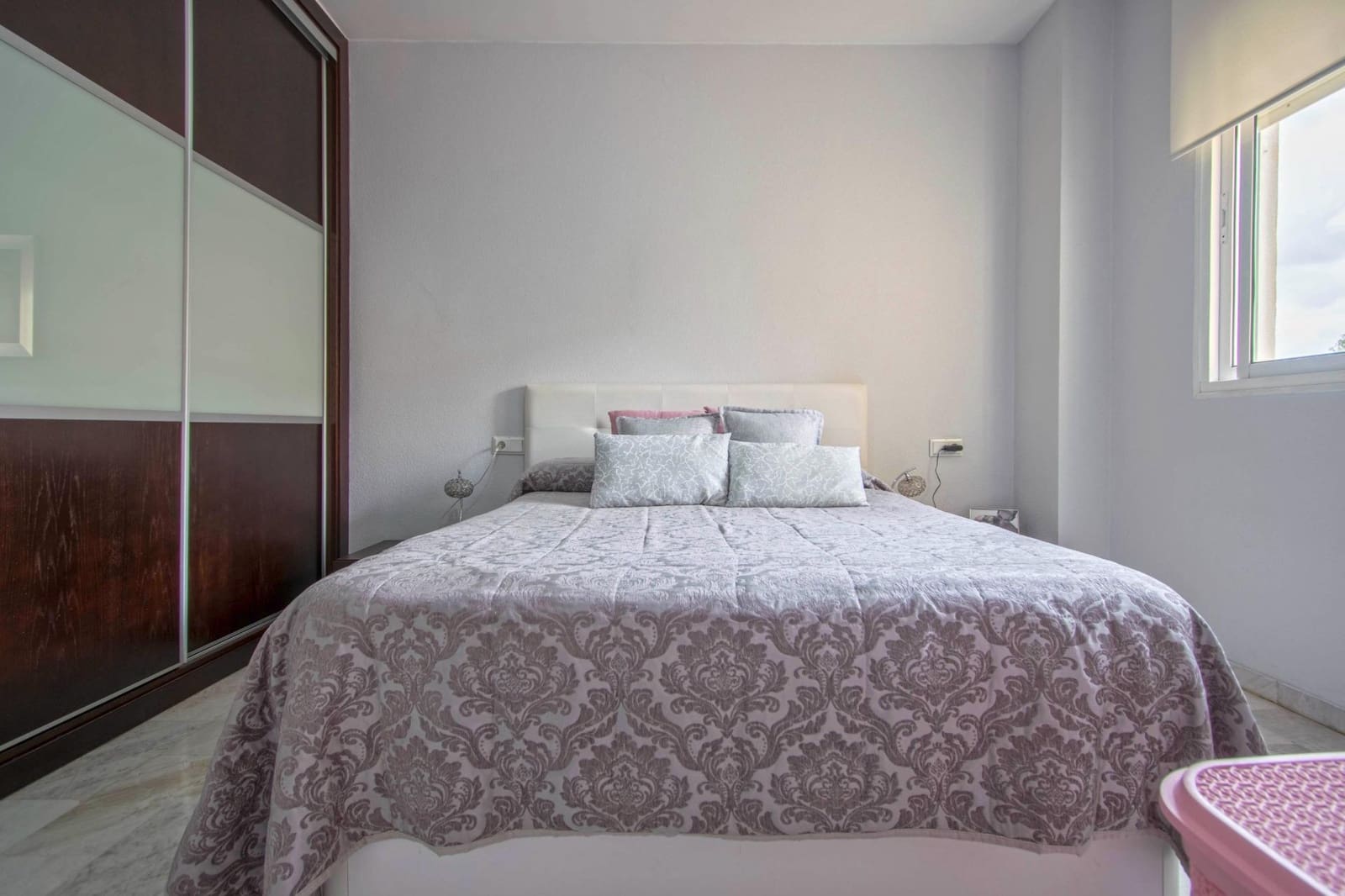 2 slaapkamer Flat te koop in Sevilla stad met garage - € 206.000 (Ref: 9652086)