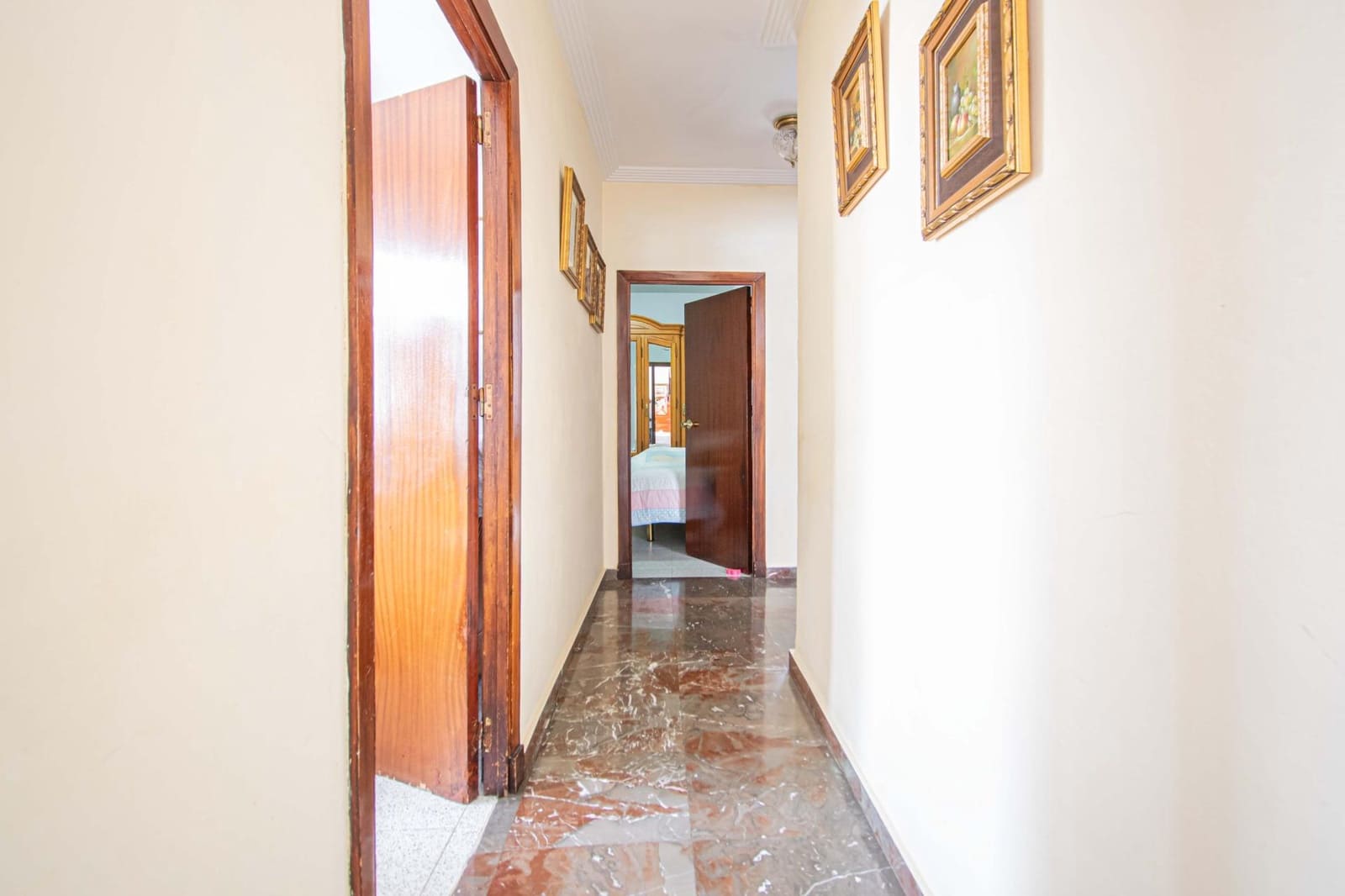 4 sovrum Lägenhet till salu i Sevilla stad - 284 000 € (Ref: 9656169)