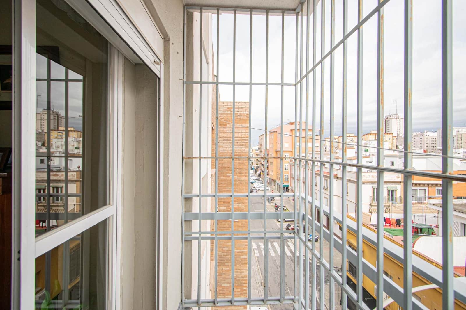 4 sovrum Lägenhet till salu i Sevilla stad - 284 000 € (Ref: 9656169)