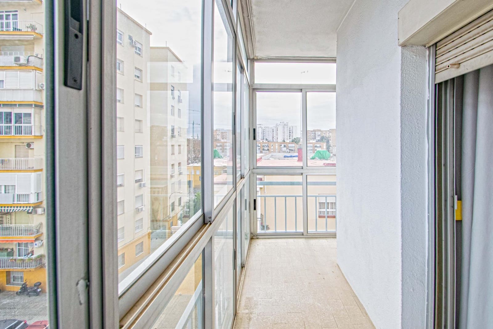 4 sovrum Lägenhet till salu i Sevilla stad - 284 000 € (Ref: 9656169)