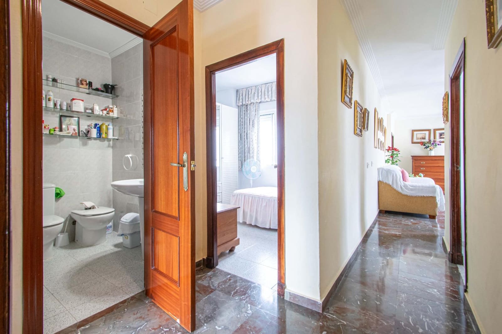 4 sovrum Lägenhet till salu i Sevilla stad - 284 000 € (Ref: 9656169)