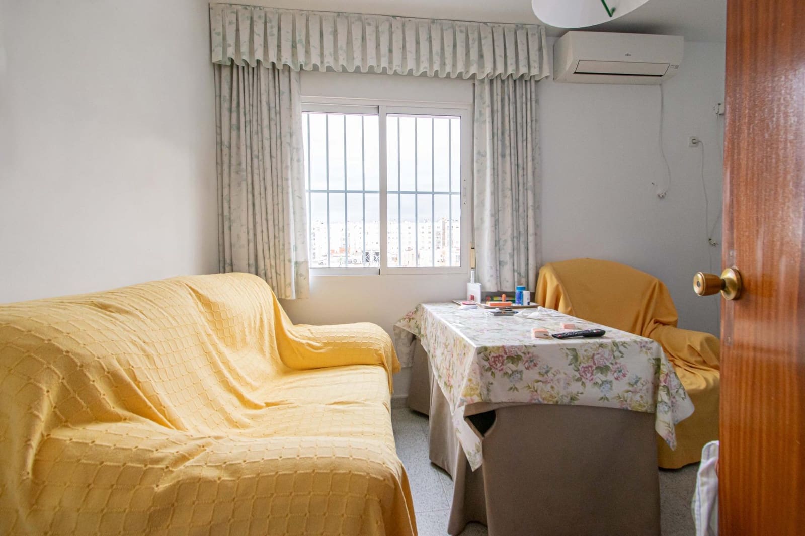 4 sovrum Lägenhet till salu i Sevilla stad - 284 000 € (Ref: 9656169)