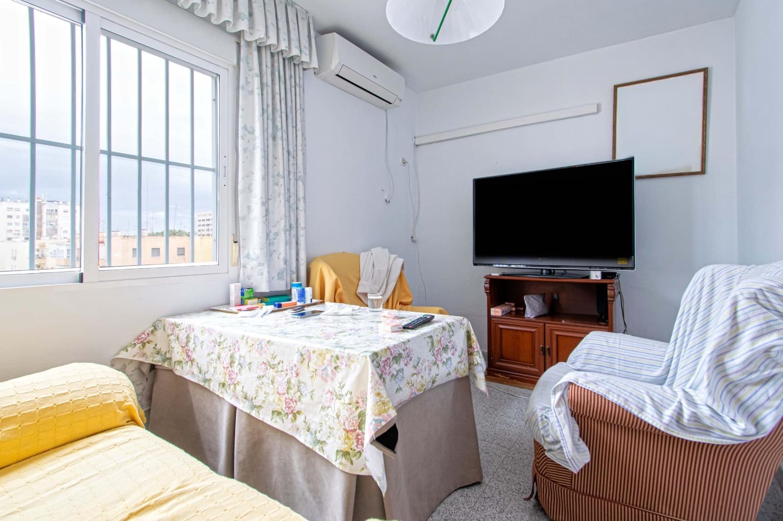 4 sovrum Lägenhet till salu i Sevilla stad - 284 000 € (Ref: 9656169)