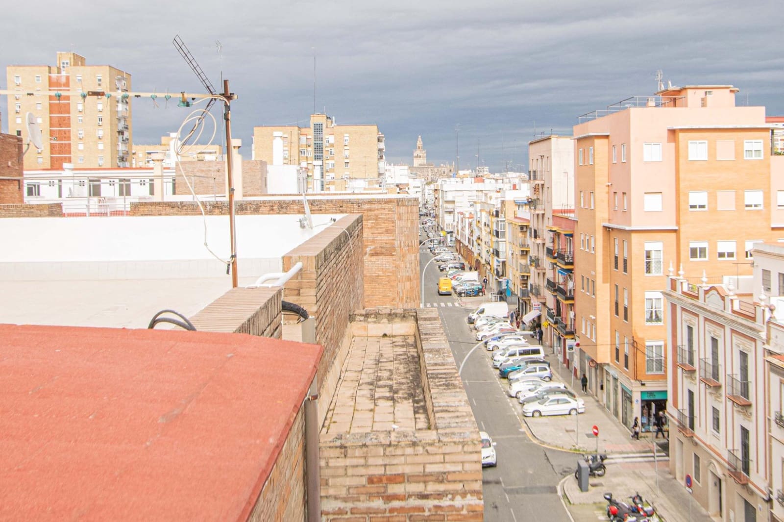 4 sovrum Lägenhet till salu i Sevilla stad - 284 000 € (Ref: 9656169)