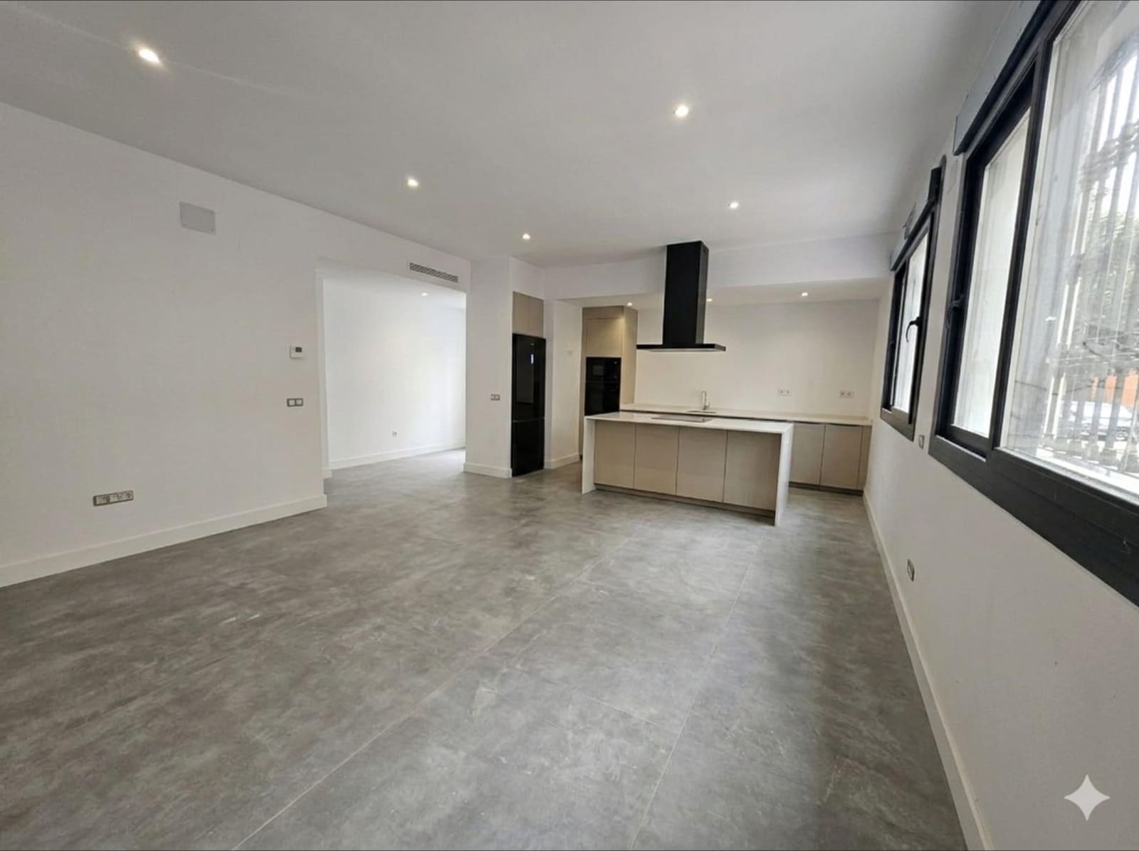 3 soverom Leilighet til salgs i Sevilla by - € 269 500 (Ref: 9656171)