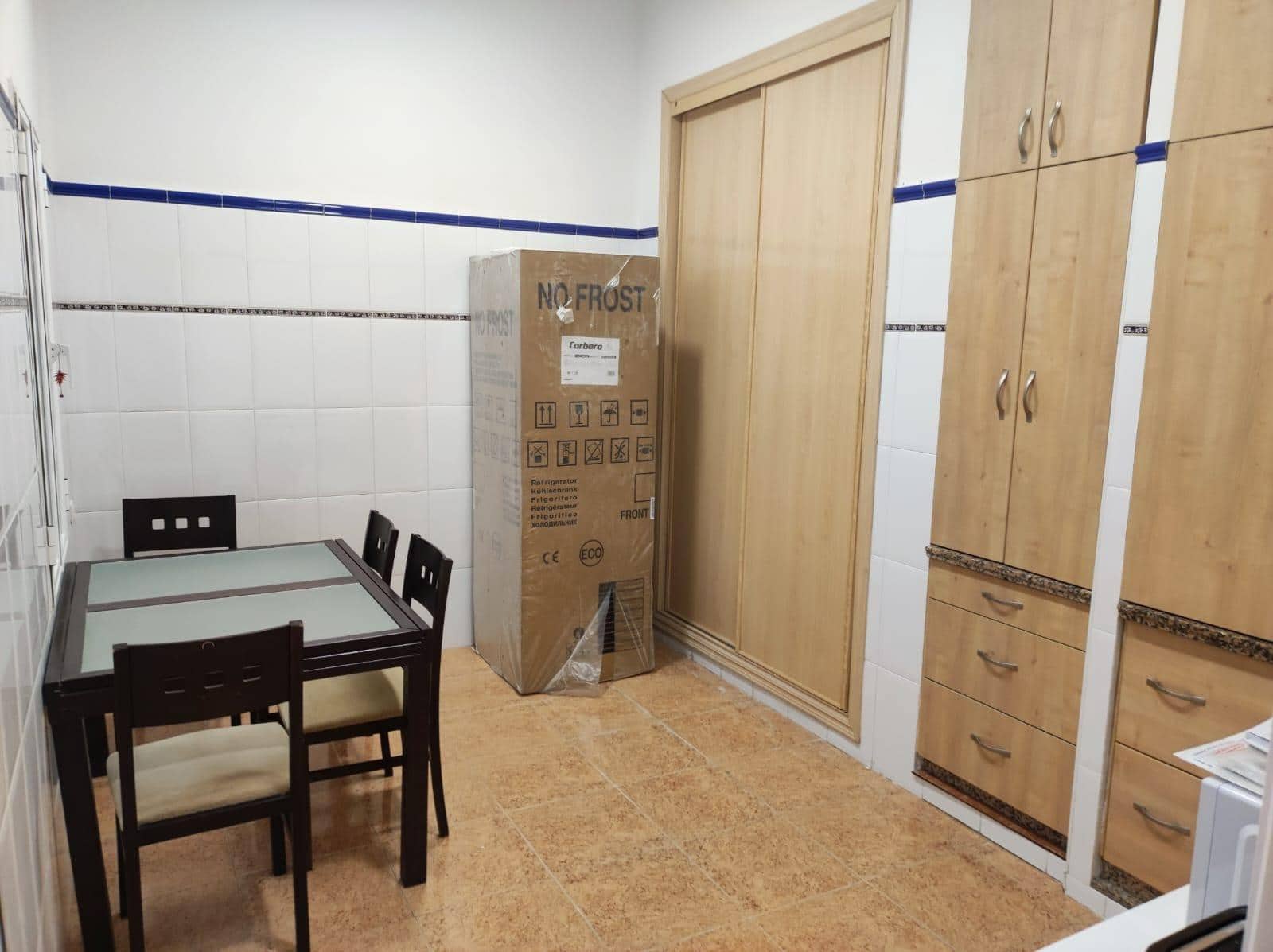 4 soverom Leilighet til salgs i Sevilla by - € 265 000 (Ref: 9659500)