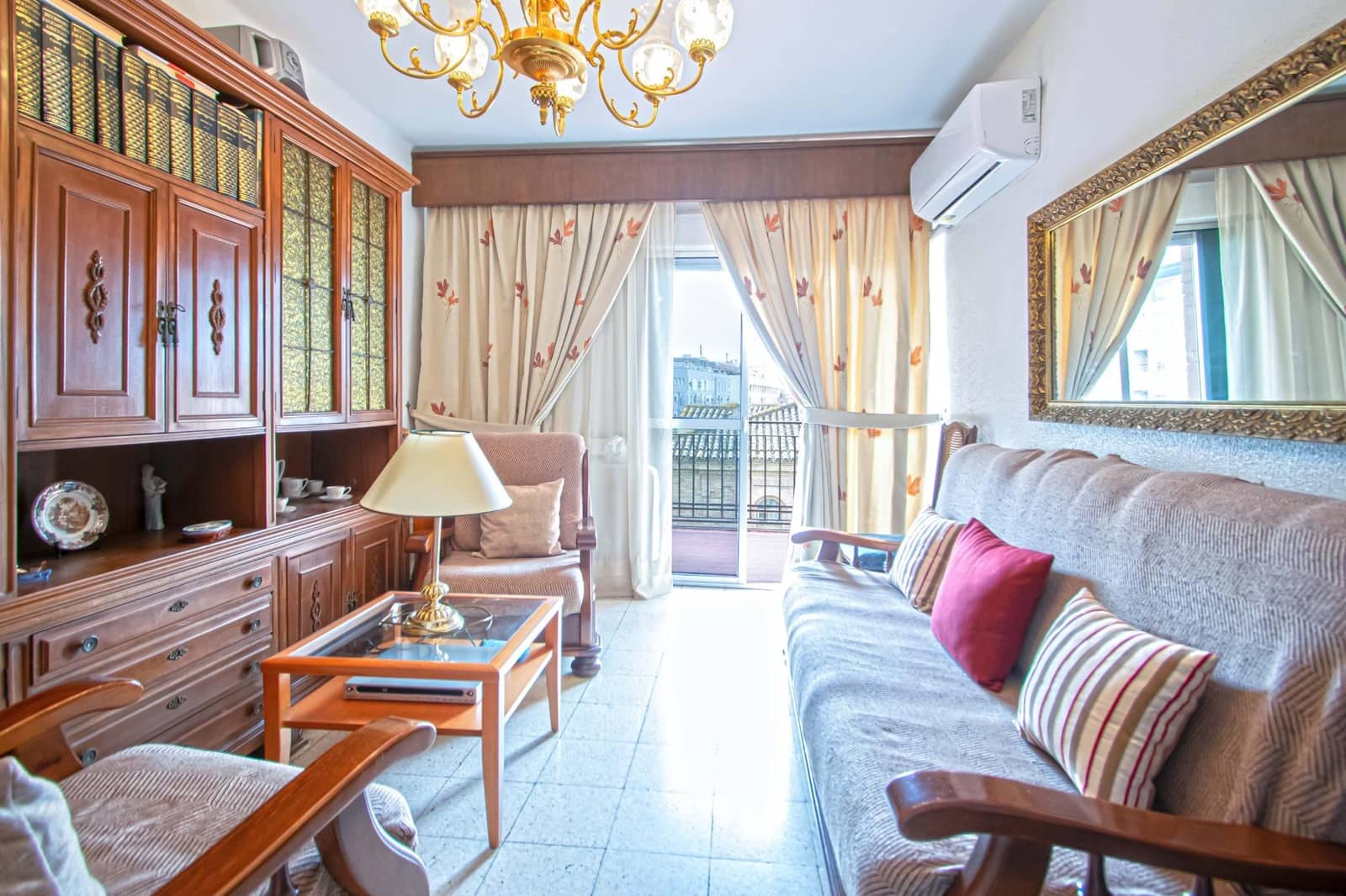 3 soverom Leilighet til salgs i Sevilla by - € 319 000 (Ref: 9659501)