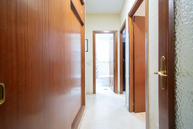 4 soverom Leilighet til salgs i Sevilla by med garasje - € 450 000 (Ref: 9659502)