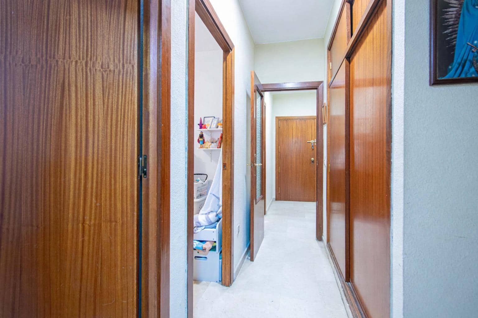 4 soveværelse Lejlighed til salg i Sevilla by med garage - € 450.000 (Ref: 9659502)