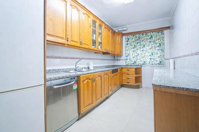 4 soverom Leilighet til salgs i Sevilla by med garasje - € 450 000 (Ref: 9659502)