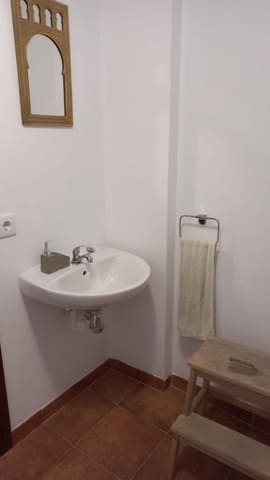 Commercieel te huur in Sevilla stad - € 500 (Ref: 9663779)