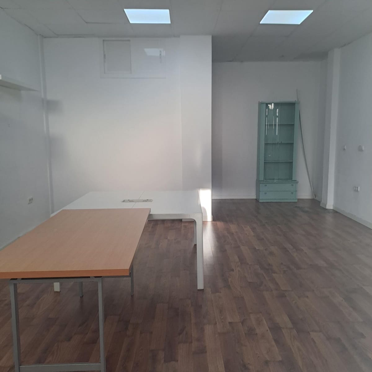 Comercial para arrendar em Sevilha cidade - 500 € (Ref: 9663779)