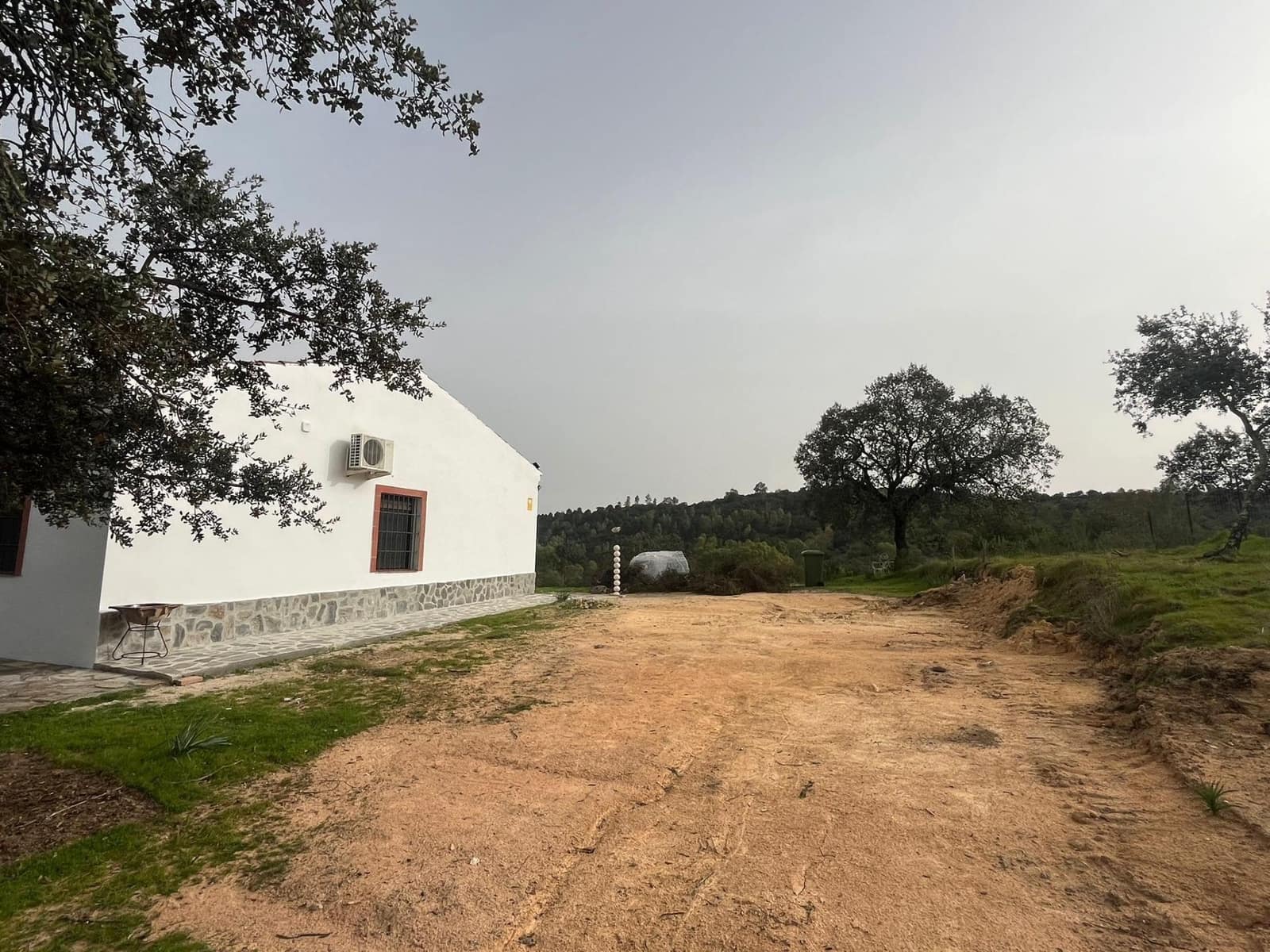 6 bedroom Finca/Country House for sale in El Ronquillo with pool - € 320,000 (Ref: 9663780)