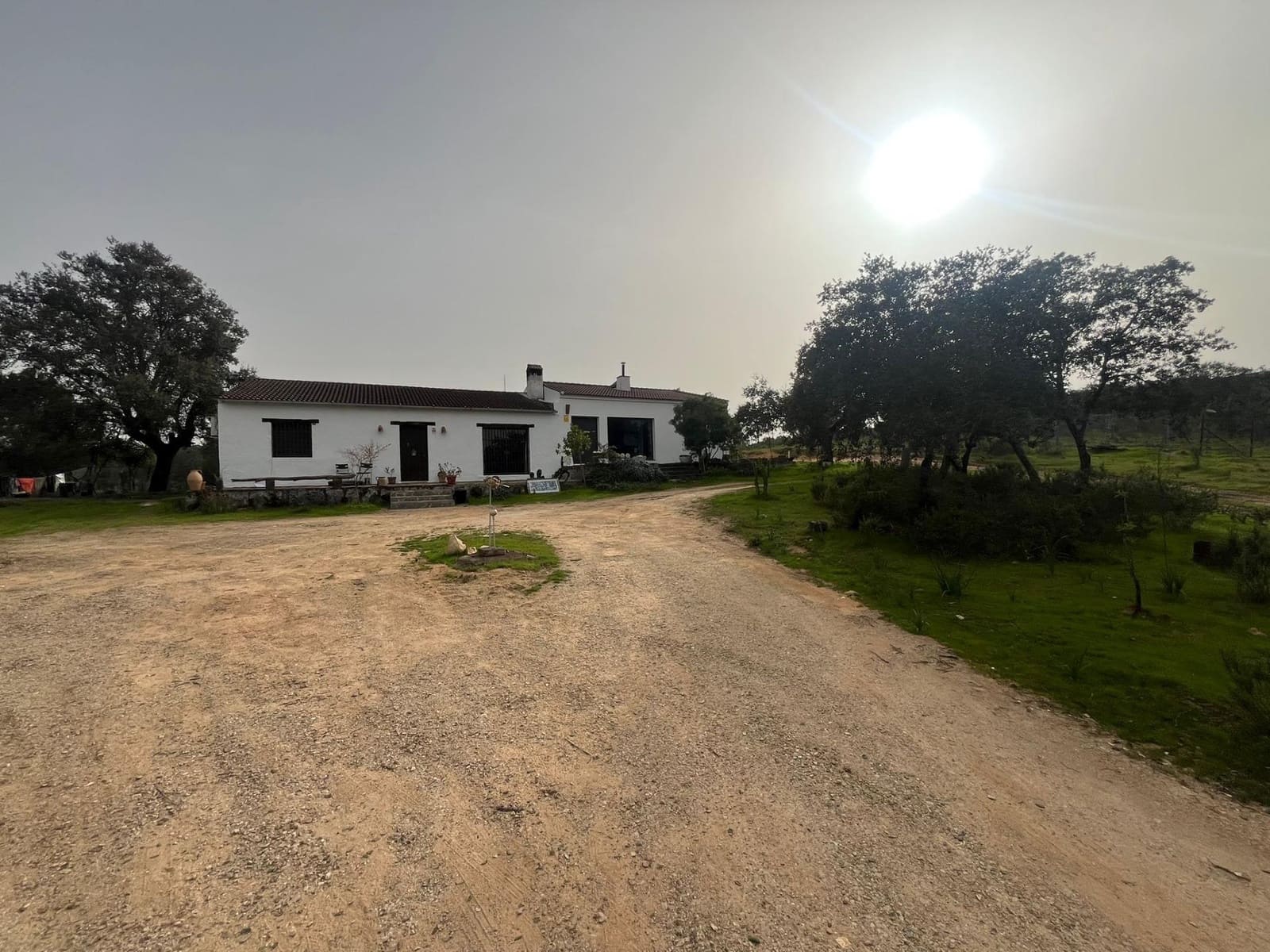6 slaapkamer Finca/Landhuis te koop in El Ronquillo met zwembad - € 290.000 (Ref: 9663780)