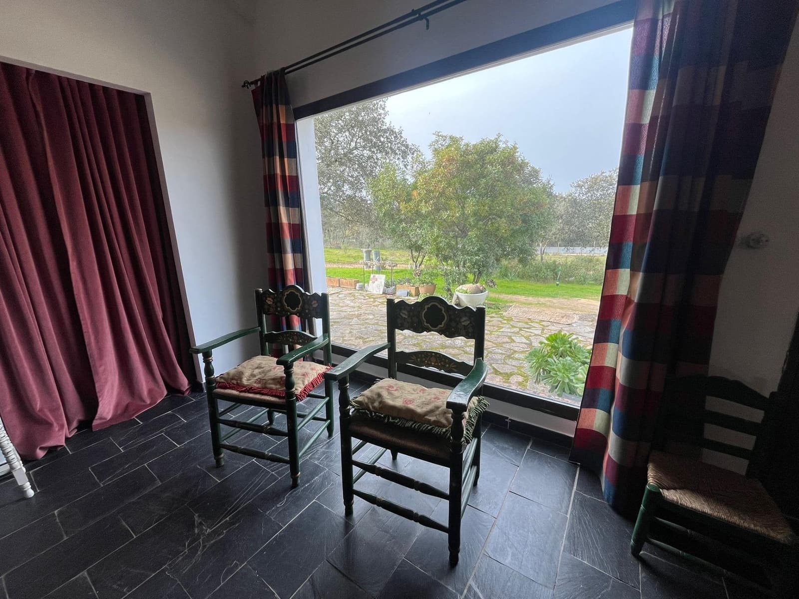 6 slaapkamer Finca/Landhuis te koop in El Ronquillo met zwembad - € 290.000 (Ref: 9663780)