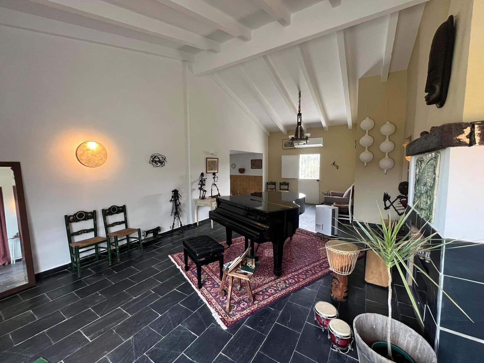 6 slaapkamer Finca/Landhuis te koop in El Ronquillo met zwembad - € 290.000 (Ref: 9663780)