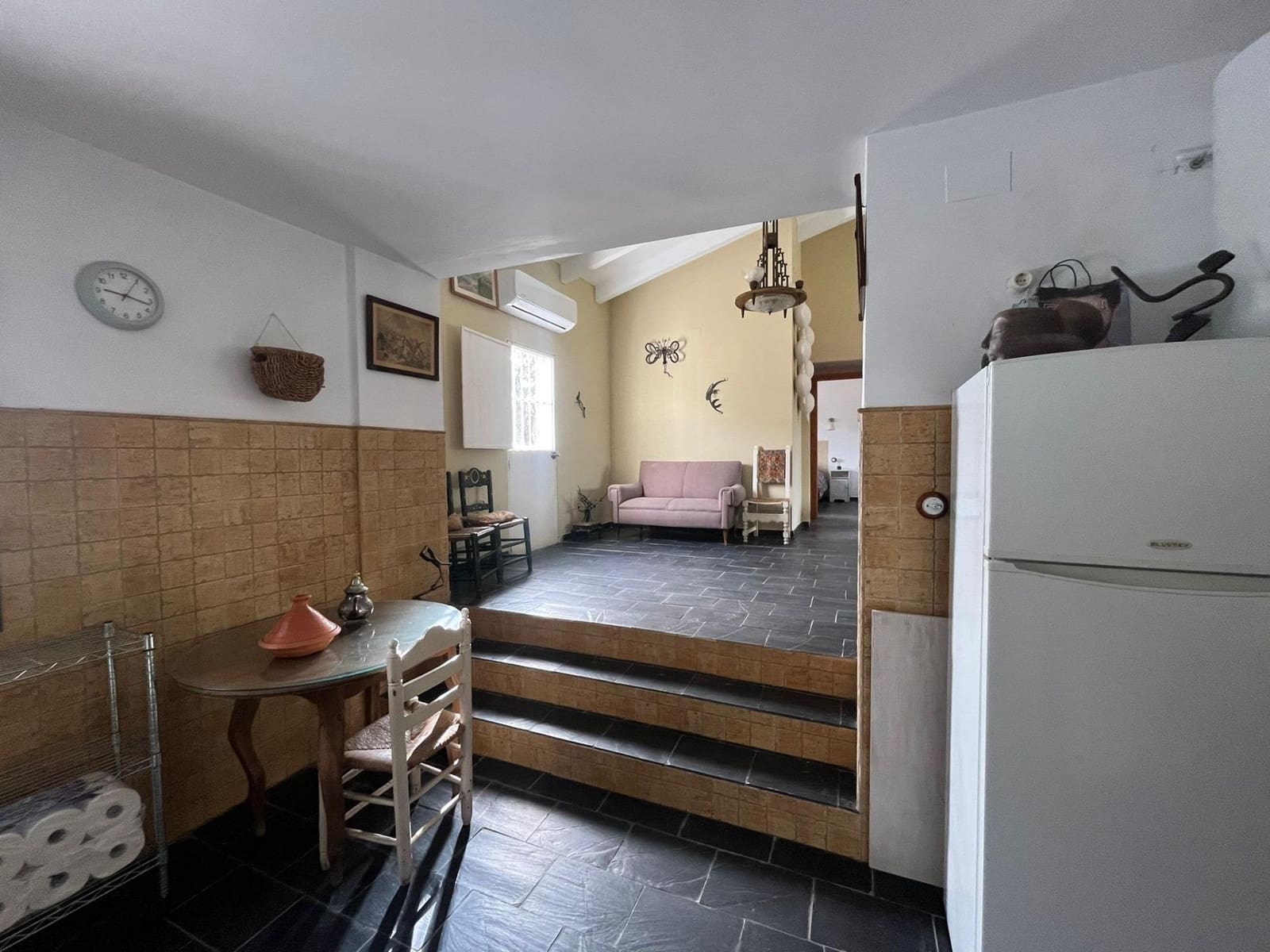 6 slaapkamer Finca/Landhuis te koop in El Ronquillo met zwembad - € 290.000 (Ref: 9663780)