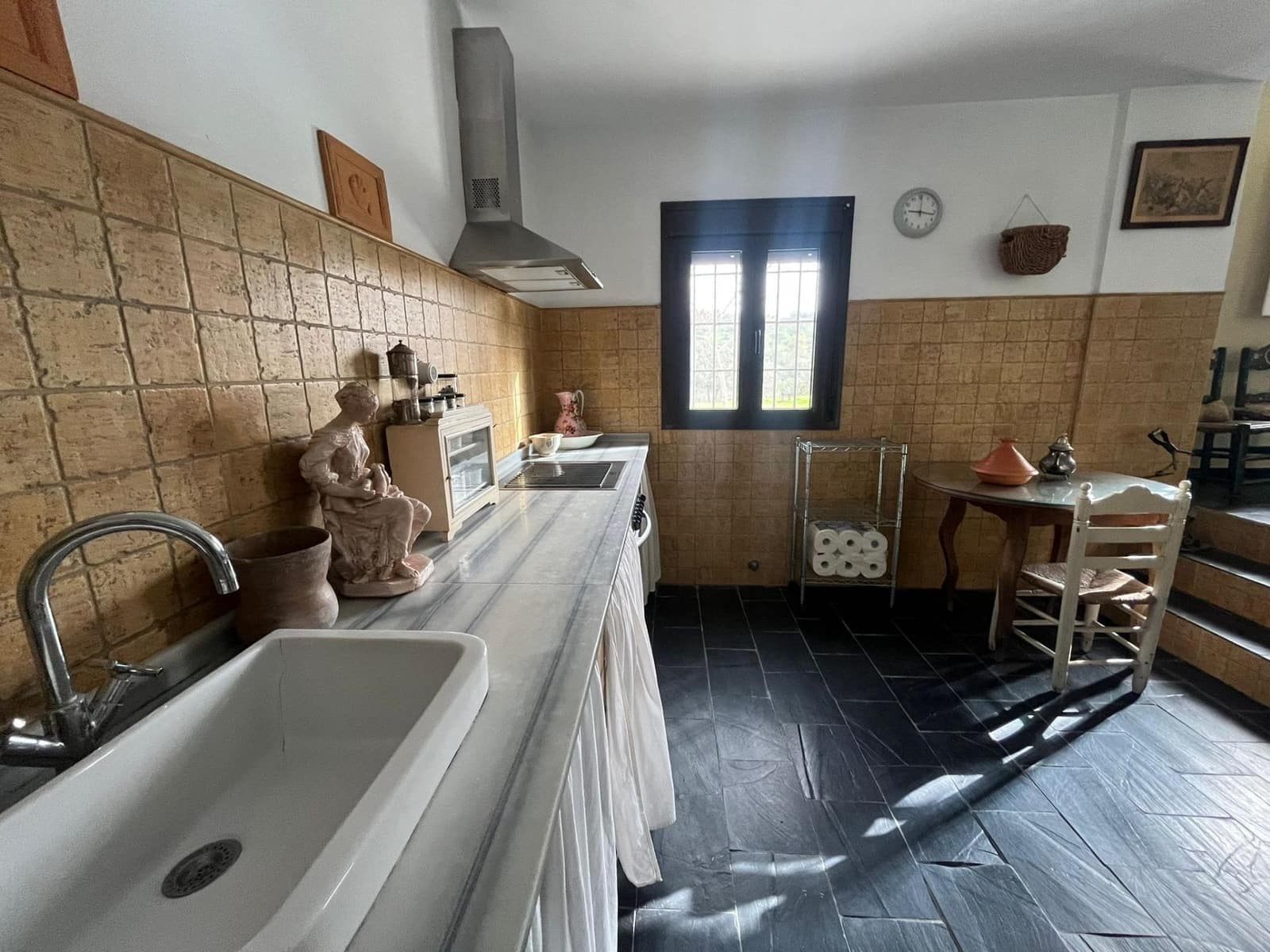 6 slaapkamer Finca/Landhuis te koop in El Ronquillo met zwembad - € 290.000 (Ref: 9663780)