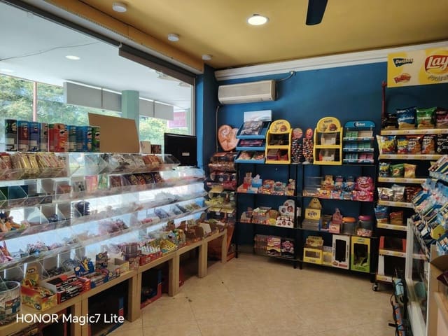 Gewerbe zu verkaufen in Sevilla Stadt - 79.000 € (Ref: 9670755)