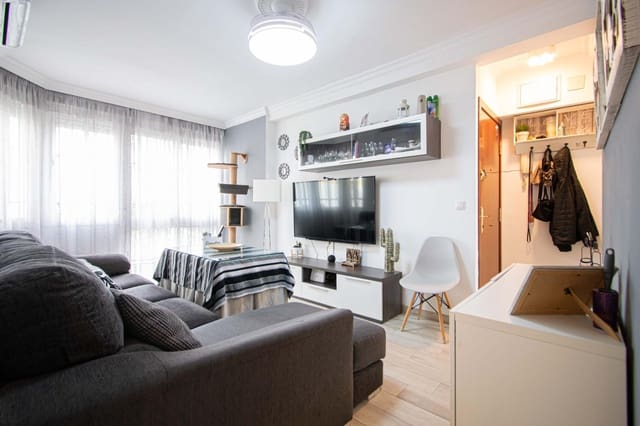 3 sovrum Lägenhet till salu i Sevilla stad - 149 000 € (Ref: 9670756)