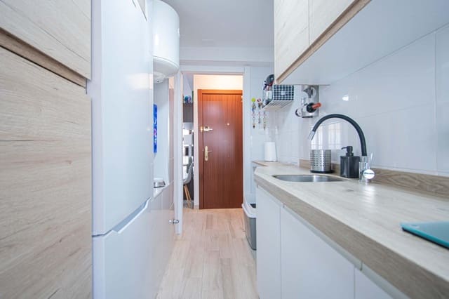 3 bedroom Flat for sale in Seville city - € 149,000 (Ref: 9670756)