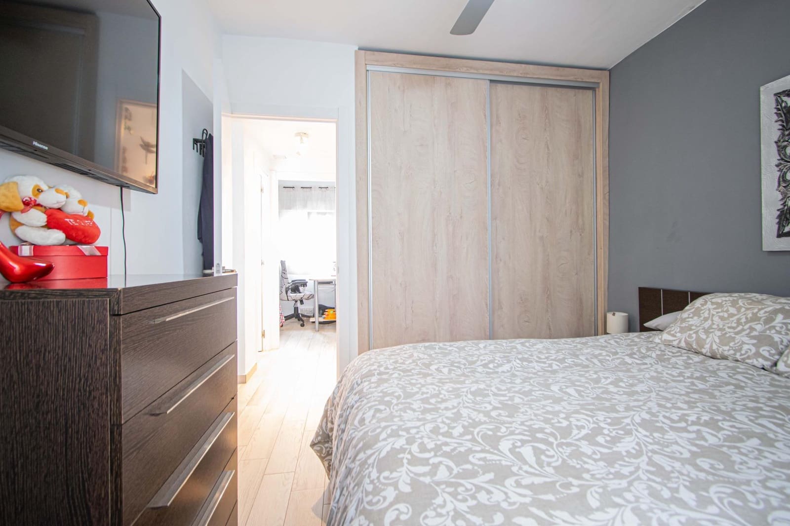 3 bedroom Flat for sale in Seville city - € 149,000 (Ref: 9670756)