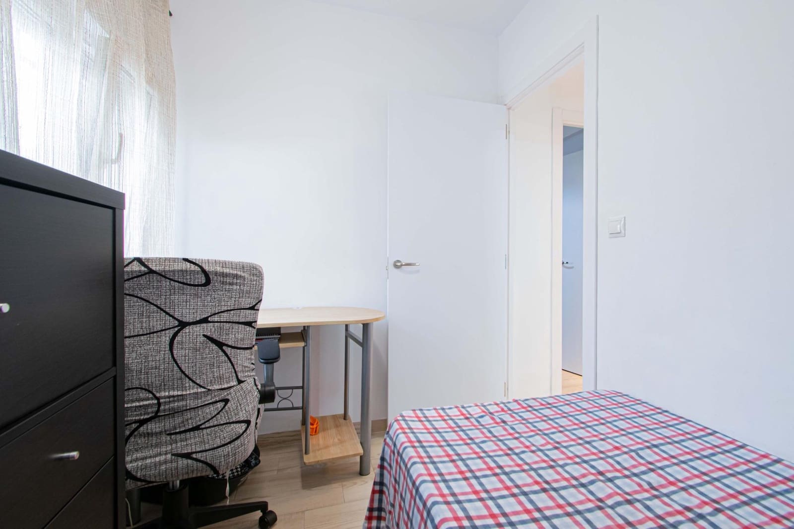 3 bedroom Flat for sale in Seville city - € 149,000 (Ref: 9670756)