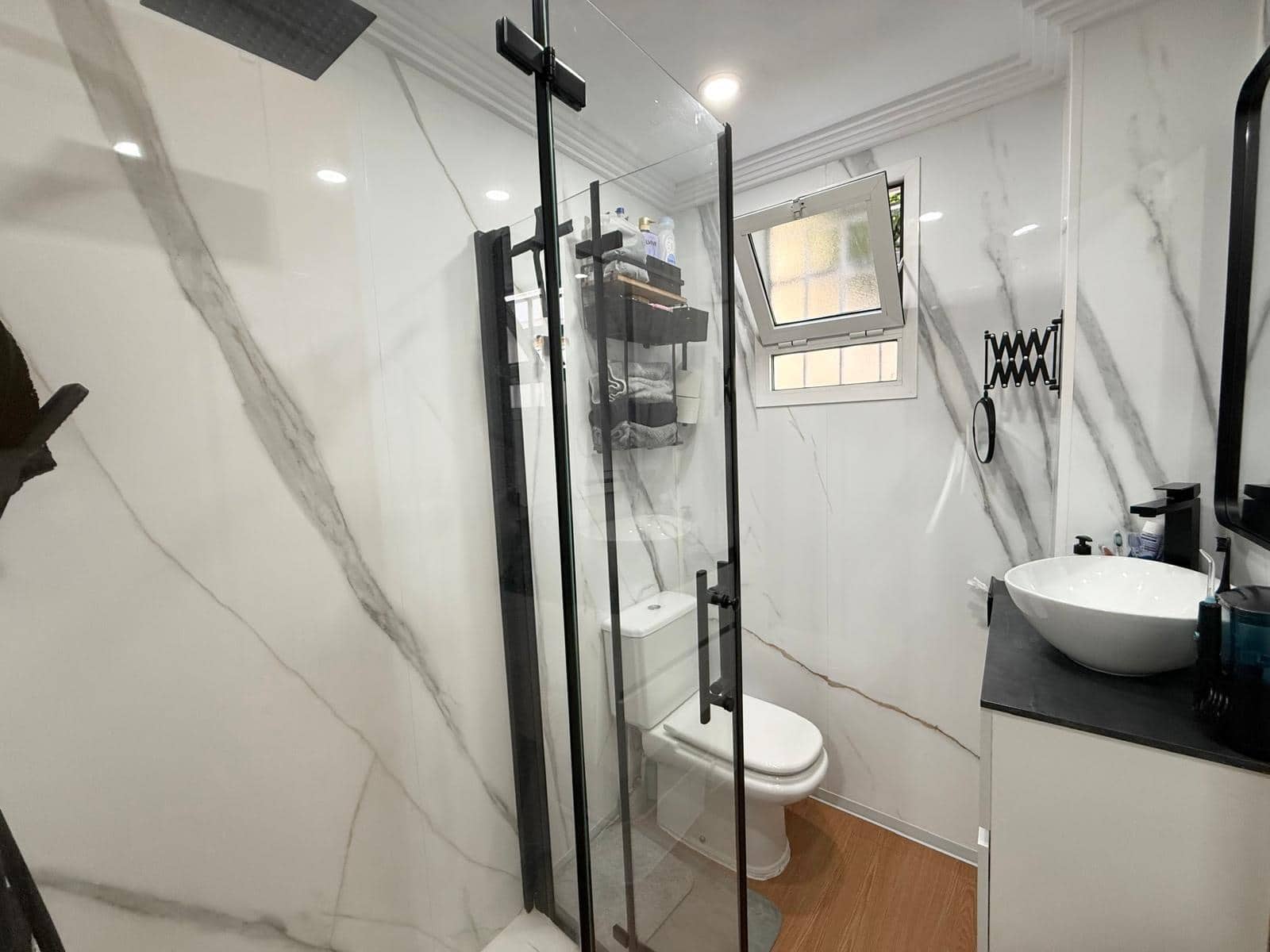 3 sovrum Lägenhet till salu i Sevilla stad - 177 000 € (Ref: 9677548)