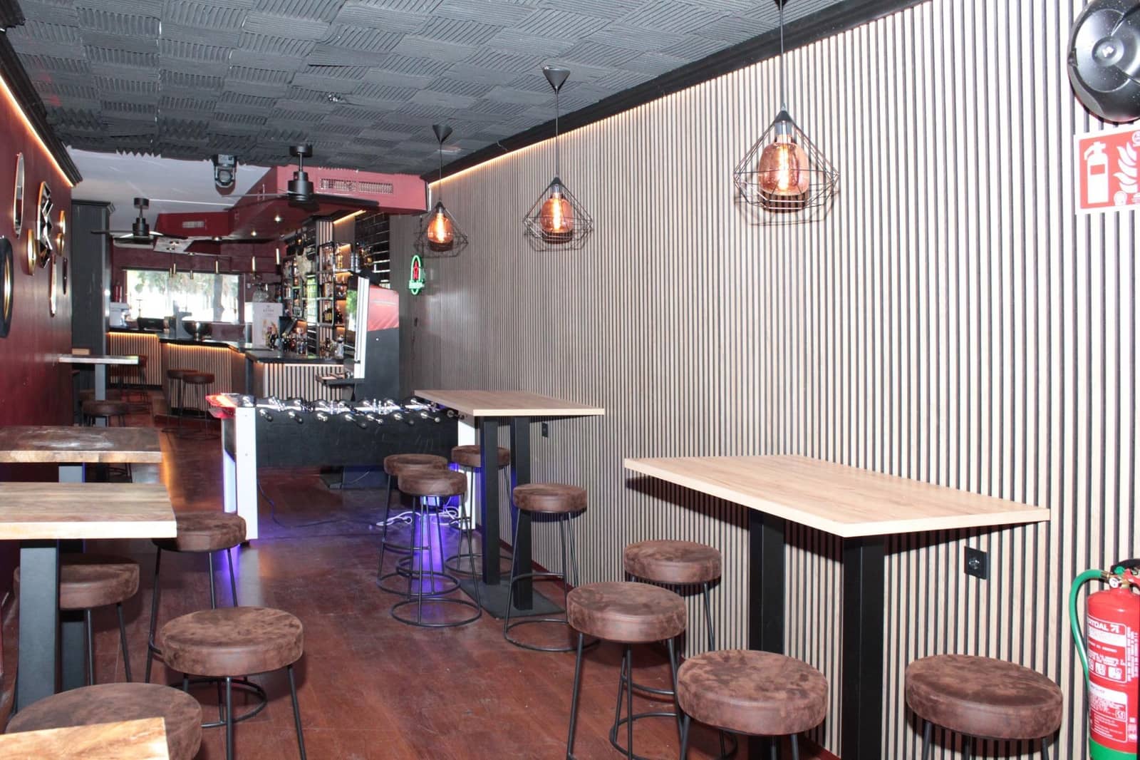 Gewerbe zu vermieten in Sevilla Stadt - 2.500 € (Ref: 9677549)