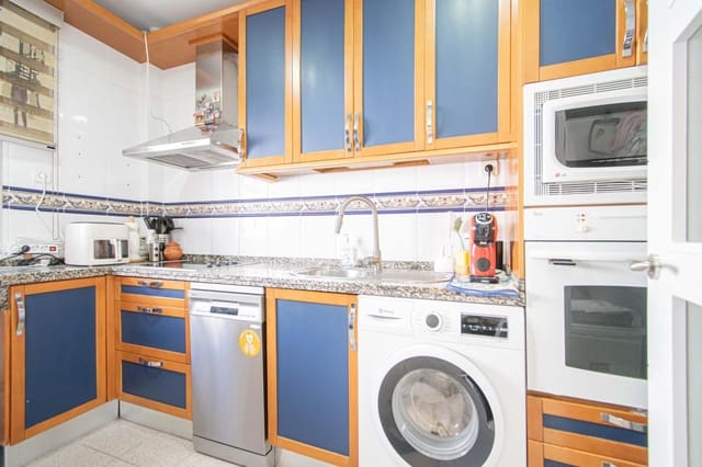 3 slaapkamer Flat te koop in Sevilla stad met garage - € 187.000 (Ref: 9677550)