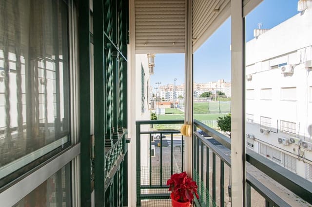 3 slaapkamer Flat te koop in Sevilla stad met garage - € 187.000 (Ref: 9677550)