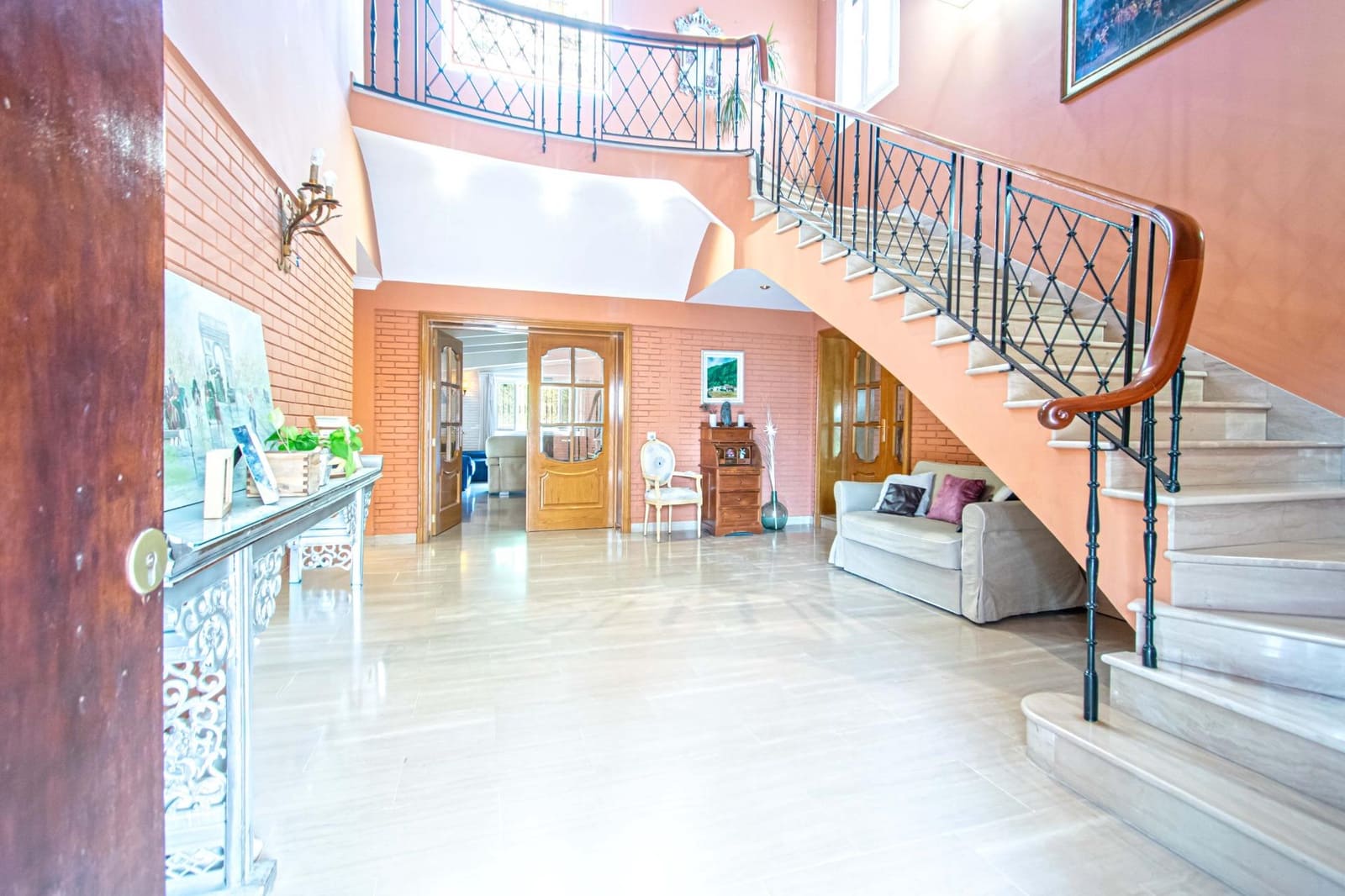 7 sovrum Villa till salu i Tomares med pool garage - 659 000 € (Ref: 9677551)