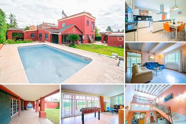 7 Zimmer Villa zu verkaufen in Tomares mit Pool Garage - 725.000 € (Ref: 9677551)