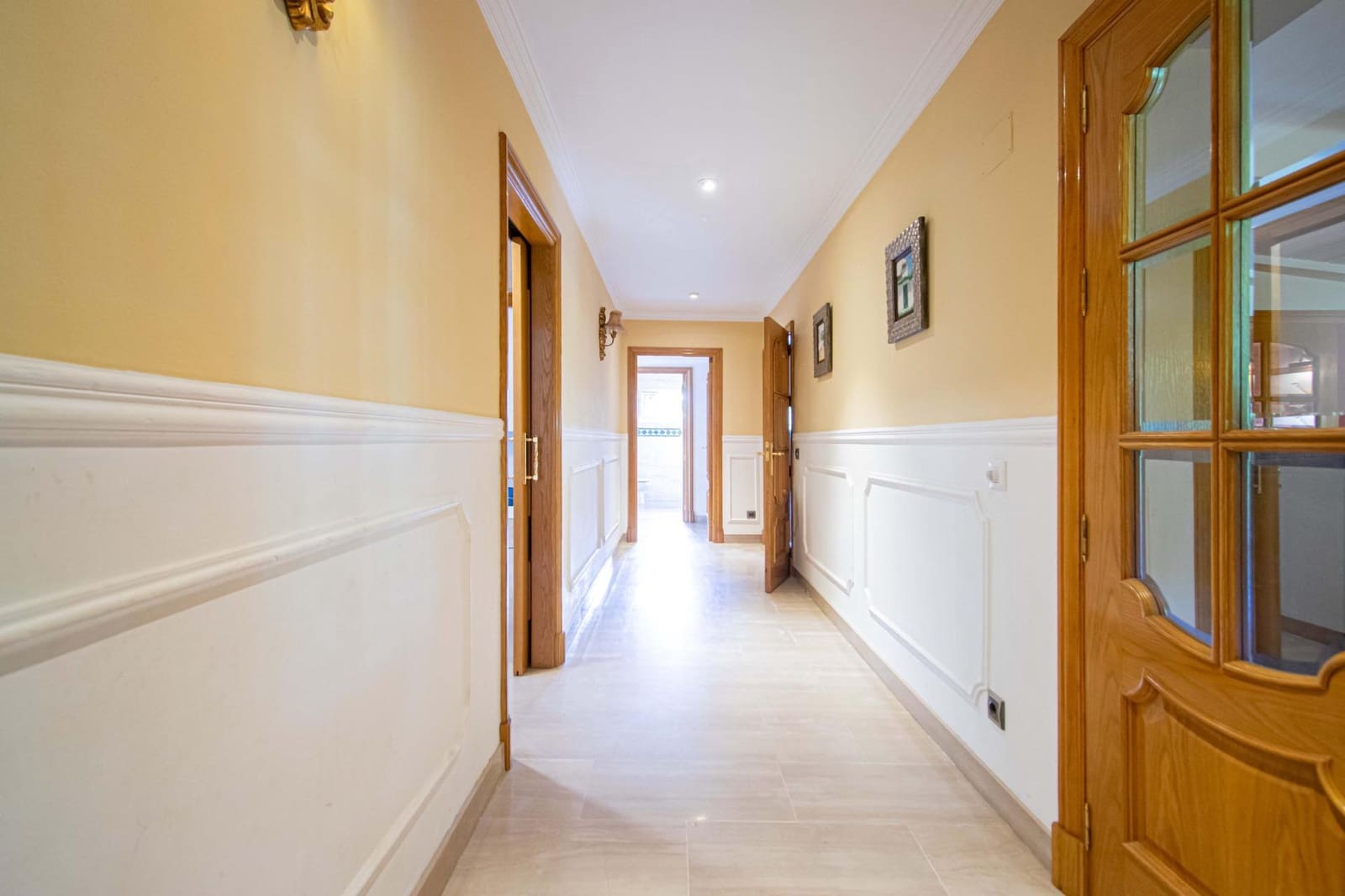 7 slaapkamer Villa te koop in Tomares met zwembad garage - € 725.000 (Ref: 9677551)