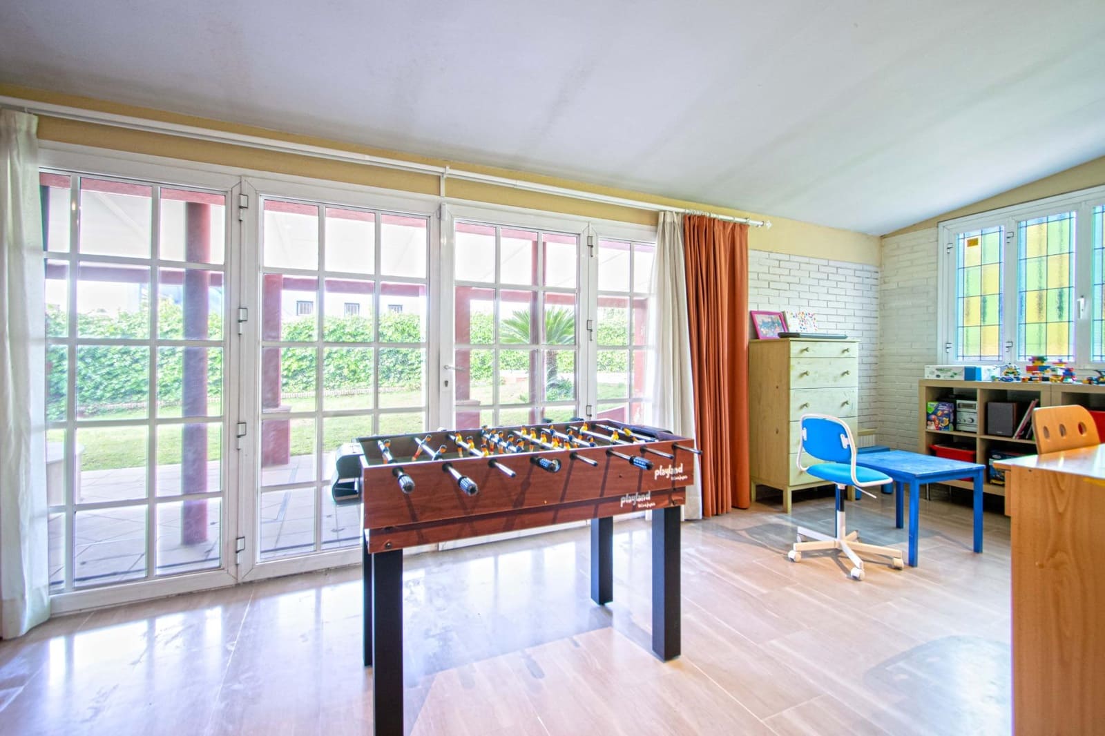 7 slaapkamer Villa te koop in Tomares met zwembad garage - € 725.000 (Ref: 9677551)