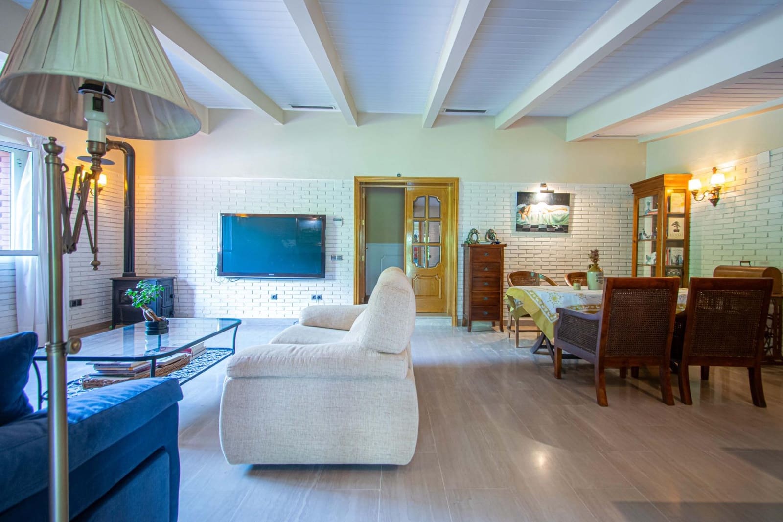7 slaapkamer Villa te koop in Tomares met zwembad garage - € 725.000 (Ref: 9677551)