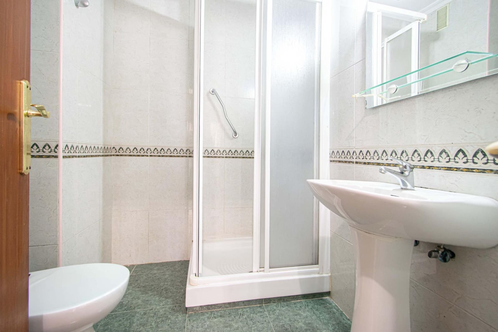 3 Zimmer Wohnung zu verkaufen in Sevilla Stadt - 174.900 € (Ref: 9677554)