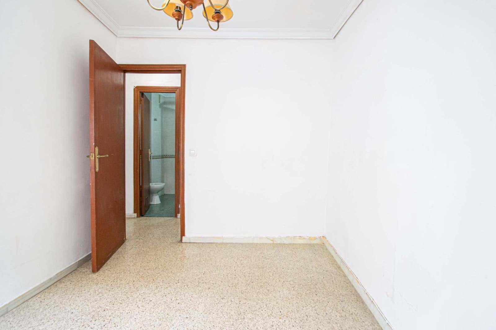 3 Zimmer Wohnung zu verkaufen in Sevilla Stadt - 174.900 € (Ref: 9677554)