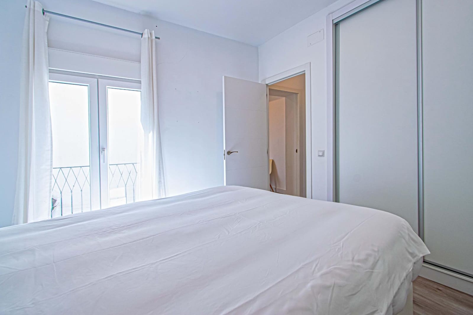 2 bedroom Flat for sale in Seville city - € 295,000 (Ref: 9679921)