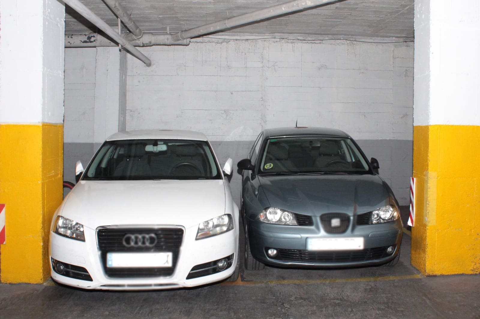 Garage for rent in Seville city - € 120 (Ref: 9679922)