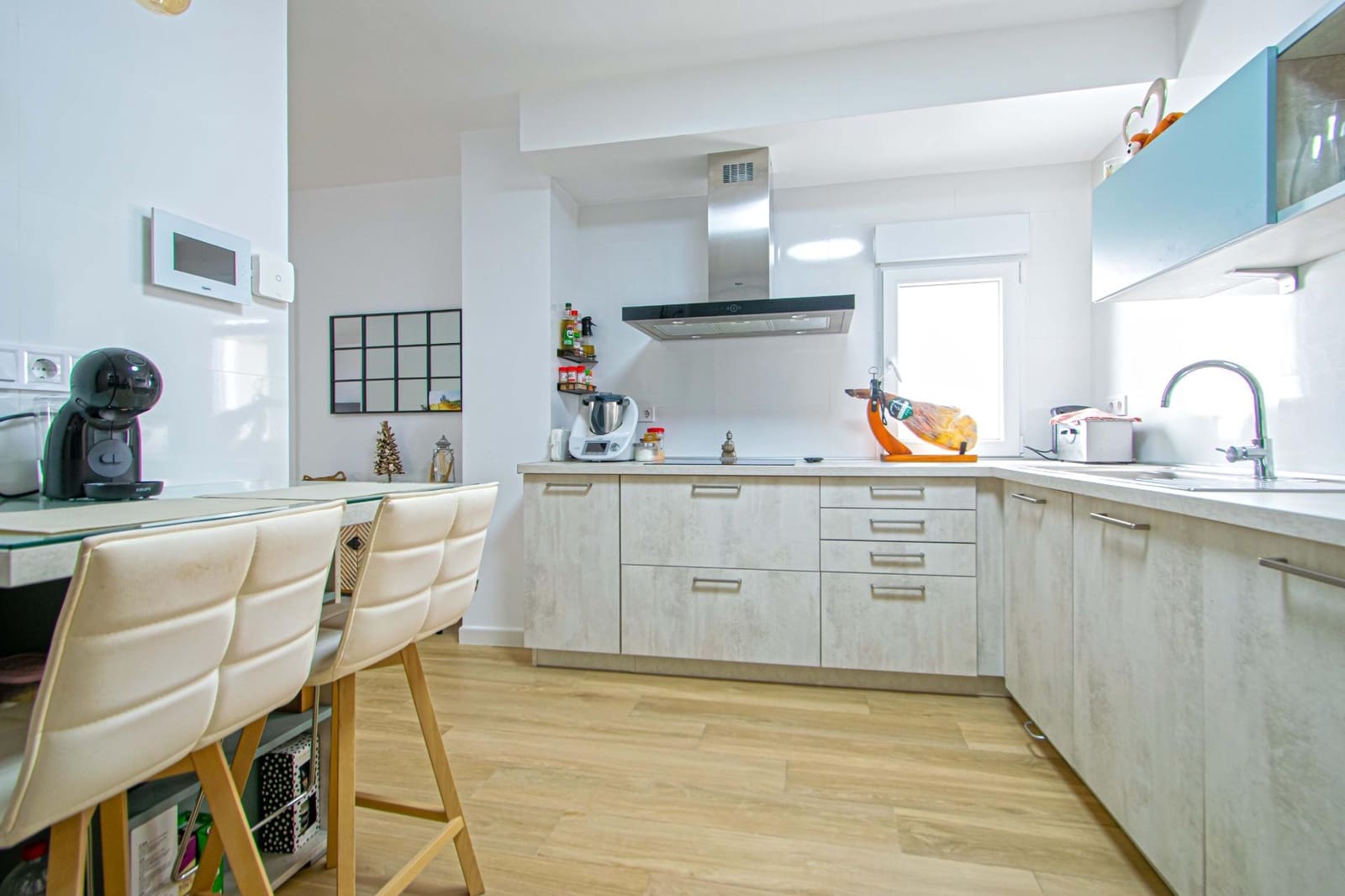 3 Zimmer Wohnung zu verkaufen in Sevilla Stadt - 210.000 € (Ref: 9679923)