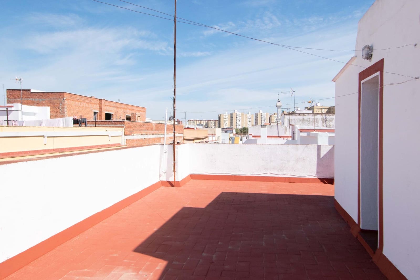 3 bedroom Flat for sale in Seville city - € 198,000 (Ref: 9679924)