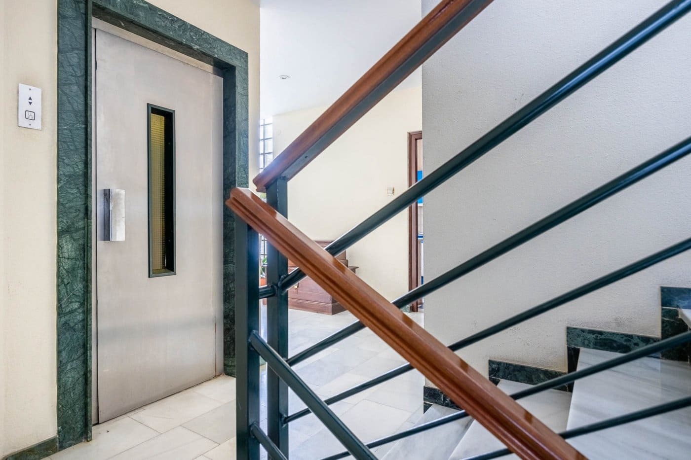 5 Zimmer Wohnung zu verkaufen in Sevilla Stadt - 846.500 € (Ref: 9686516)