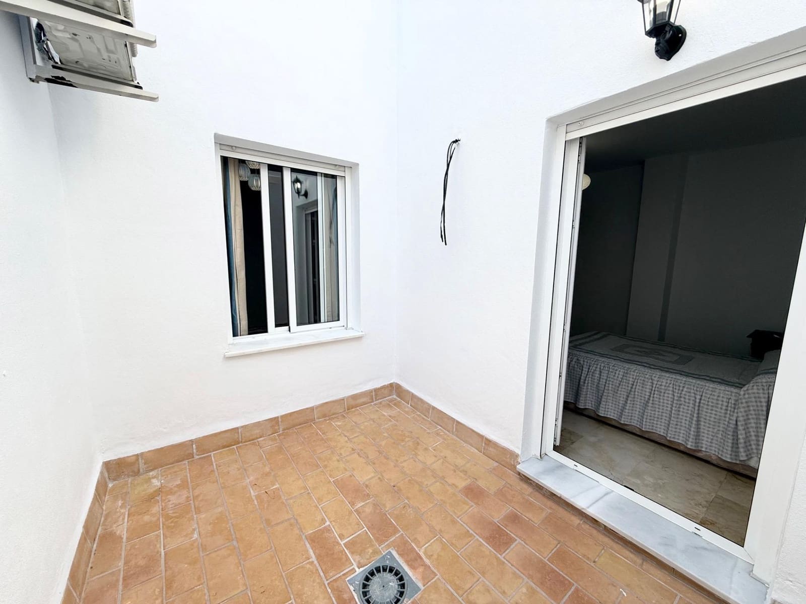 2 bedroom Apartment for sale in Aznalcazar - € 107,000 (Ref: 9686518)