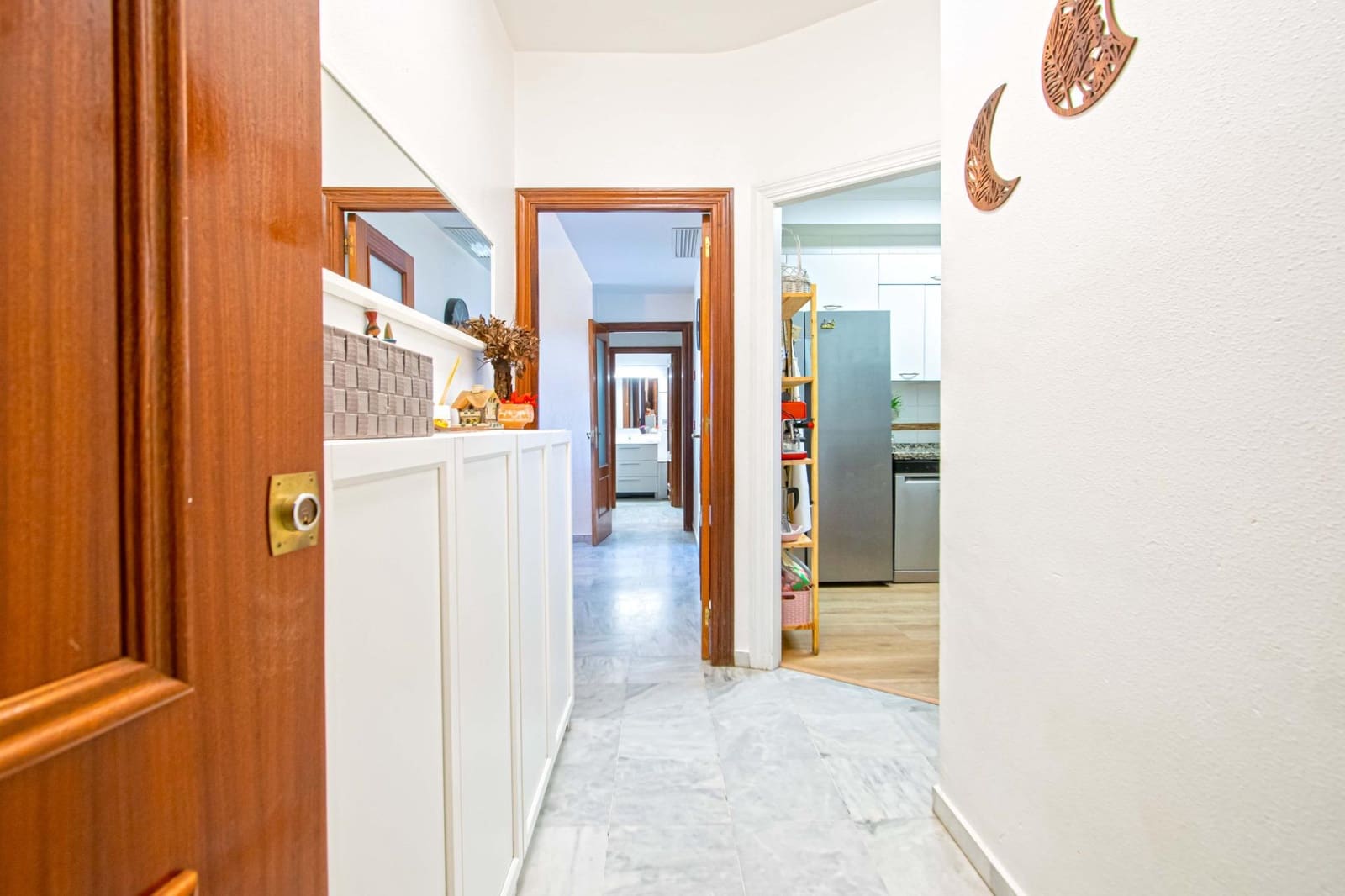 3 bedroom Flat for sale in Seville city with garage - € 250,000 (Ref: 9690673)