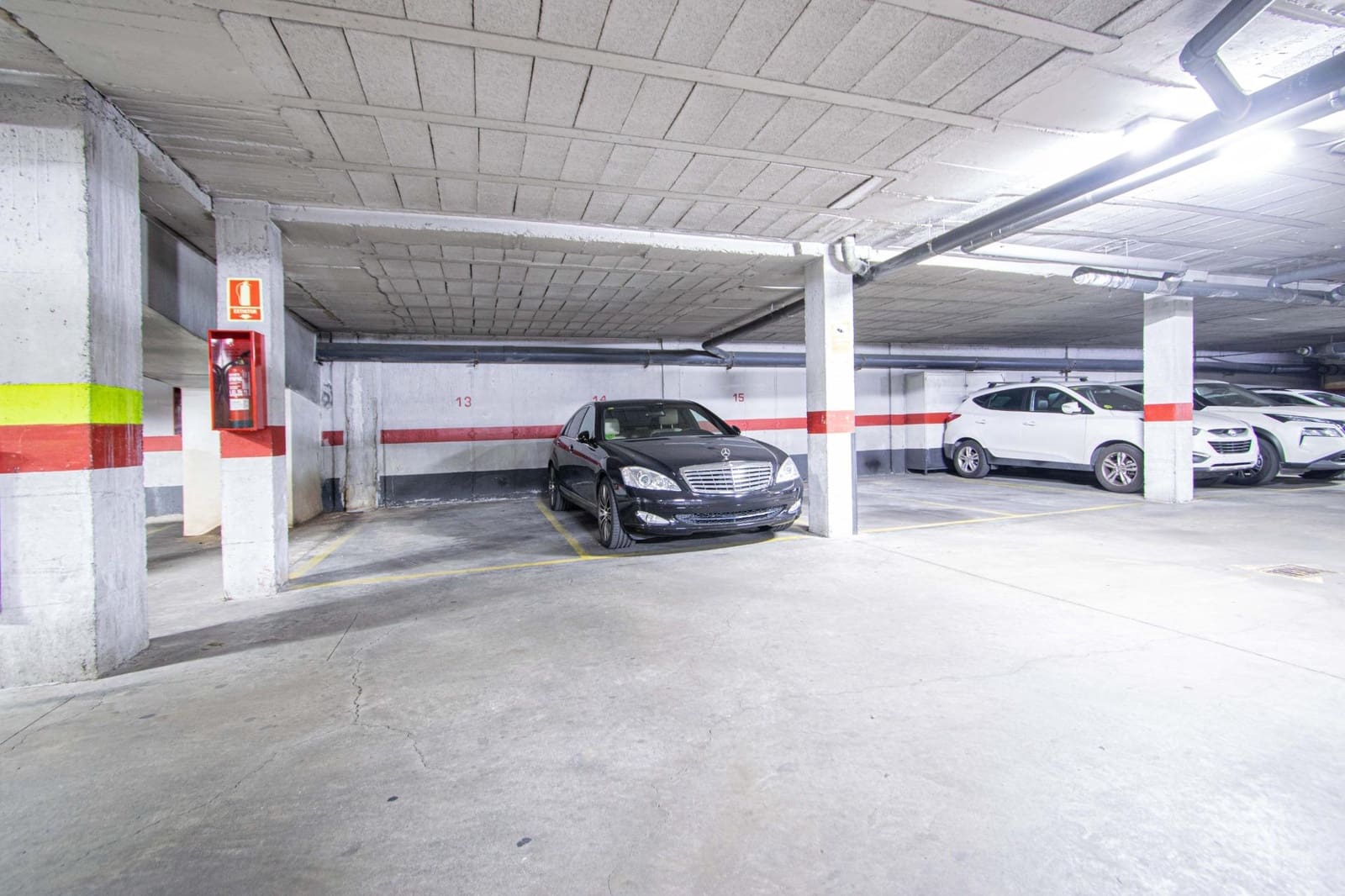 3 bedroom Flat for sale in Seville city with garage - € 250,000 (Ref: 9690673)