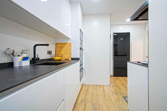 4 quarto Apartamento para venda em Sevilha cidade com piscina garagem - 367 886 € (Ref: 9695413)